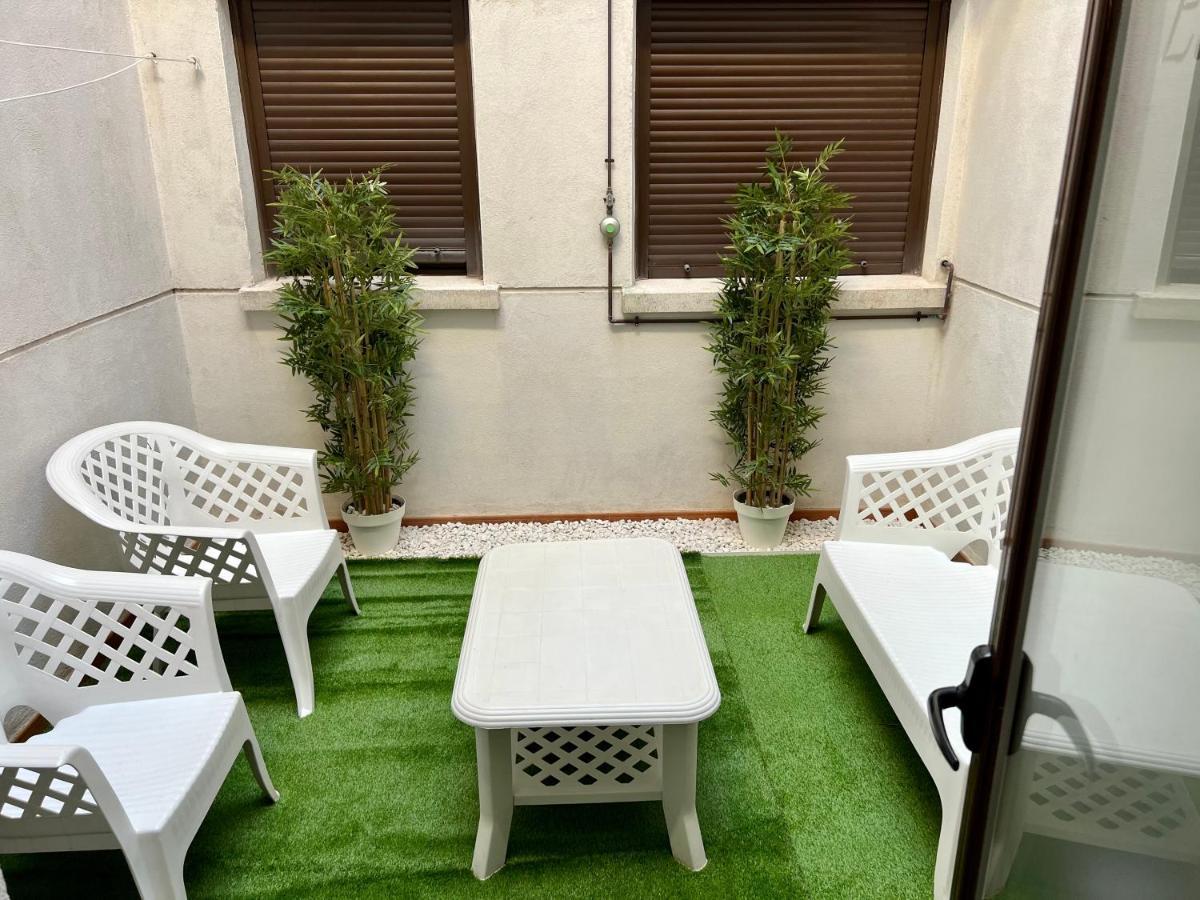 Apartamento Eucalipto Apartamento Sotillo de la Adrada Exterior foto