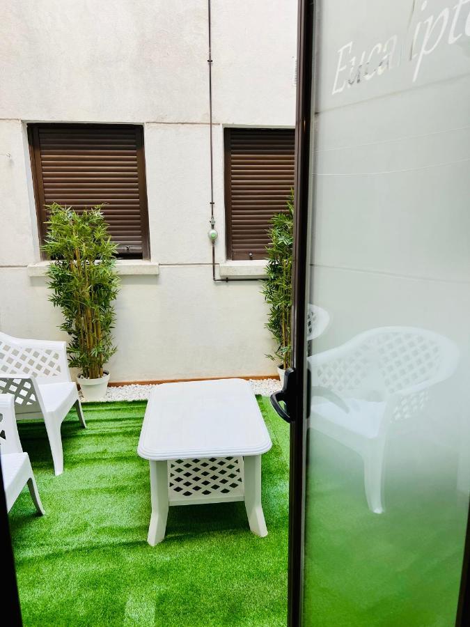 Apartamento Eucalipto Apartamento Sotillo de la Adrada Exterior foto